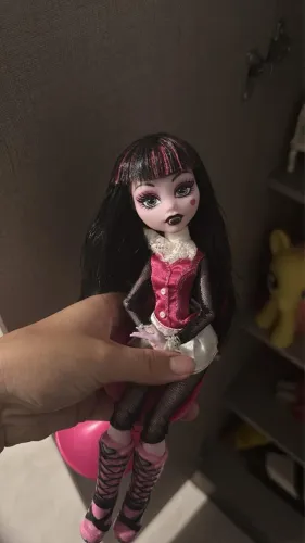 Draculaura