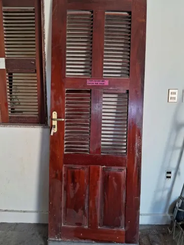 Porta e janela muiracatiara