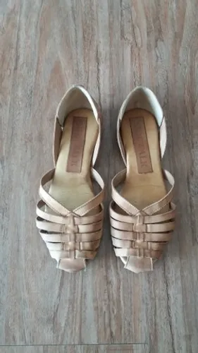 Sapatilha bege/cru side walk nro 34/35