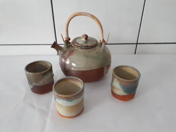 Conjunto De Bule Chaleira 3 Copos Em Cerâmica Tipo Japonesa