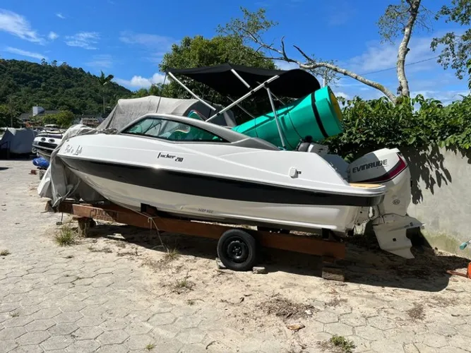 Focker 210 Open- 2020 x1 Evinrude E-TED 130 HP ñ Triton Ventura Fs Real 