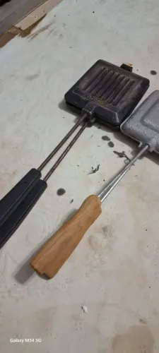Sanduicheira Antiga ,vendo unidade