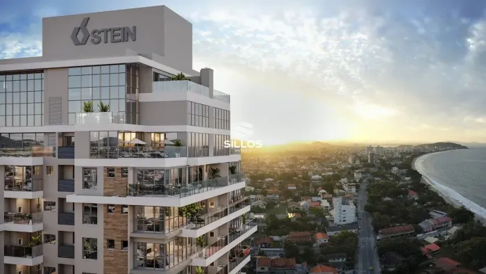 Apartamento duplex à venda com 4 suítes no Centro de Penha/SC