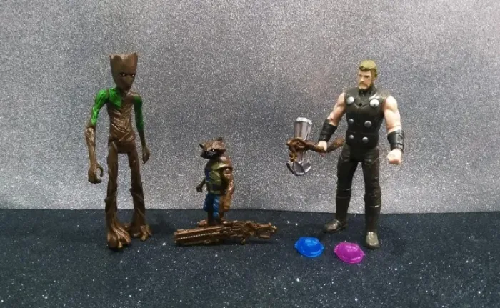 Coleção Bonecos Vingadores Avengers Legends Cc019 - Thor Grut E Racket Raccoon
