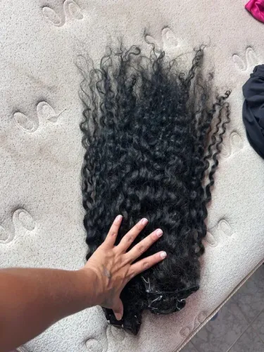 Cabelo humano cacheado