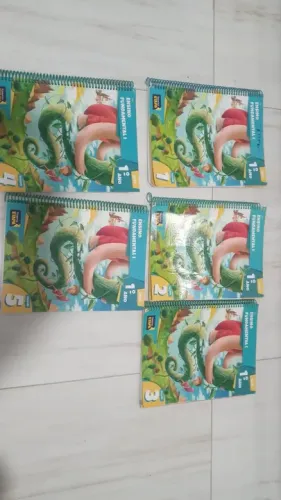 Livros escolares - Sistema Etapa