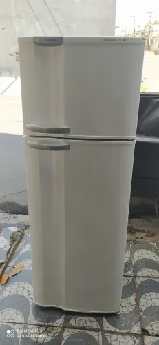 Geladeira Eletrolux 330 litros entregamos 