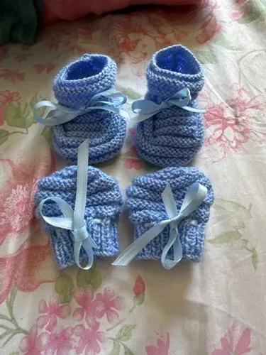Sapatinho com luvinha bebê azul 