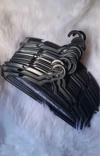 Cabides para Loja - Organize suas roupas!