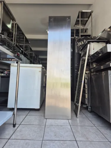 PRATELEIRA INOX 304 MÃO FRANCESA