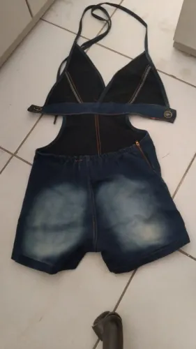 Jardineira jeans