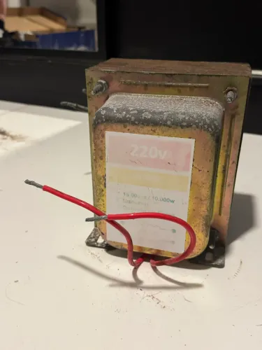 Transformador de energia 110-220
