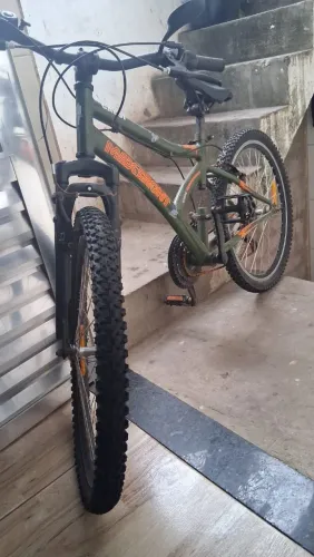 Bicicleta Caloi infantil aro 24