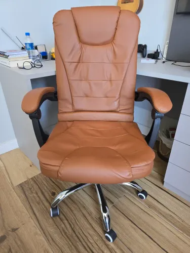 Cadeira Presidente Caramelo 