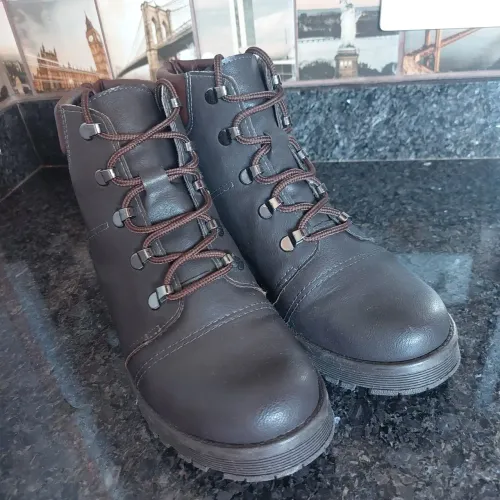 Botas marrom Dakota tamanho 38