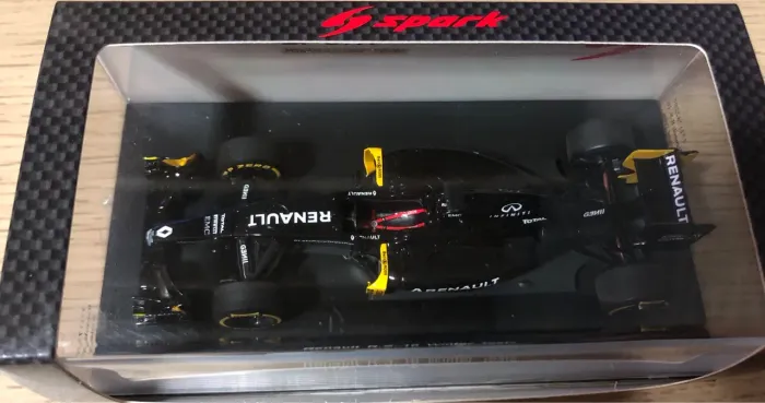 Miniatura Spark de carro de corrida Renault F1 2016 escala 1/43 importada original