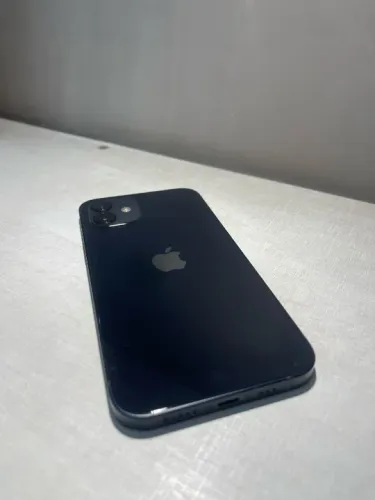 IPHONE 12 SEMI NOVO PERFEITAS CONDIÇÕES
