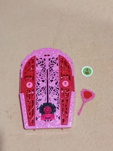 Armário Draculaura SS5 - Monster High