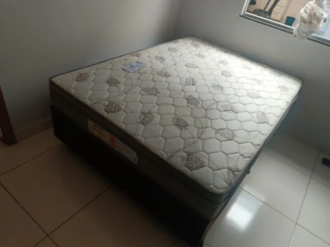 Colchão Box Molas Ensacadas Versatto