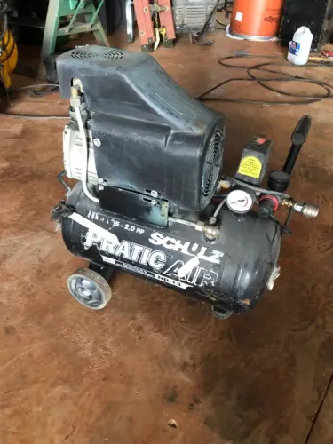 Compressor Schulz de 2HP.
