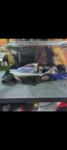 miniatura do senna nas escala 1/18 cenario do acidente de imola 