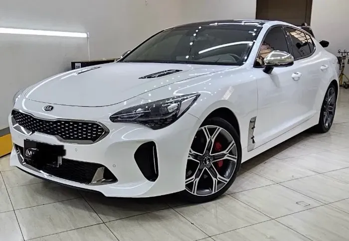 Kia Motors Stinger GT 3.3 V6 Bi-turbo 370cv Aut. 2020