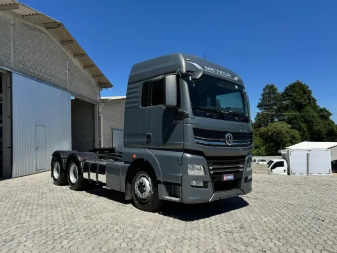 VW METEOR 29.520 6x4 ANO 22.