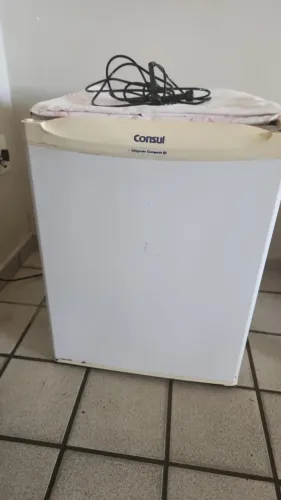 Vendo frigobar  consul