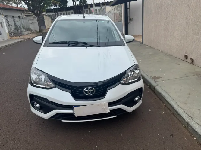 Etios xplus automático 2021