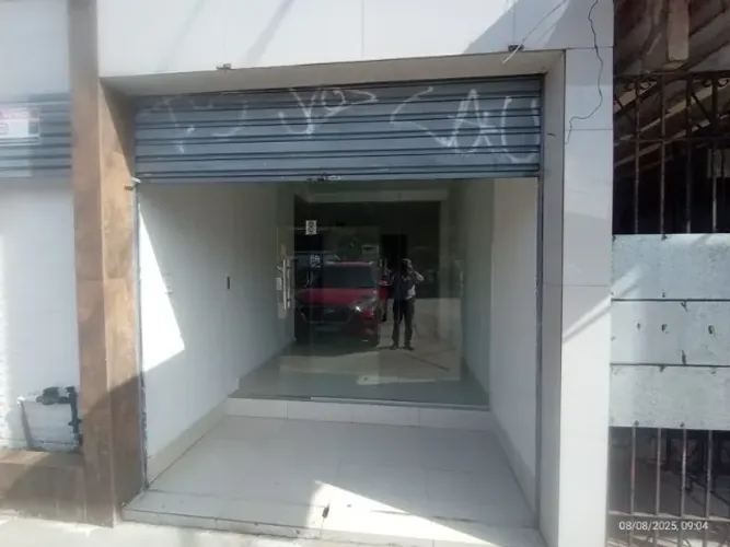 Moura Gestor Imobiliário Vende Um Apartamento no Costa e Silva com 67m2, Guanabara, Belé