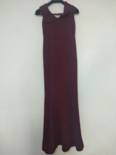 Vestido acinturado P cor marsala