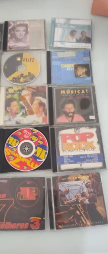 Lote com 50 CDs Variados