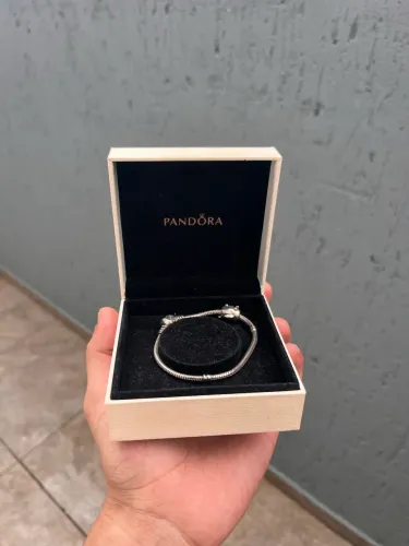 Pulseira Pandora 