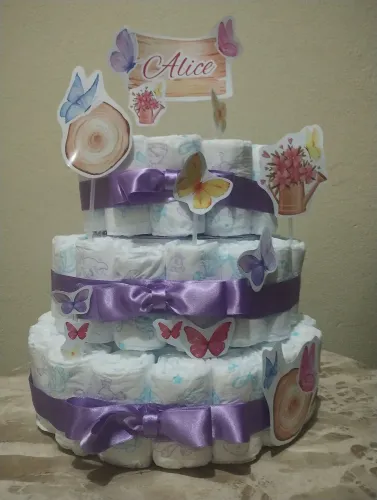 Bolo de fraldas - Chá de bebê 