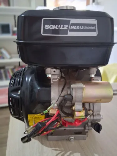 Vendo motor shultz 13 hp partida elétrica  com rabeta