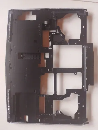 Base Botton Dell Alienware 17r4