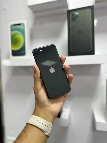 iPhone SE (2ª geração) Preto - 64GB