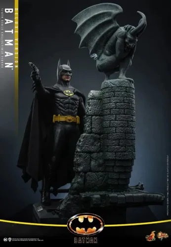 Hot toys Batman 1989 Deluxe base diorama Michael Keaton Tim Burton joker dx