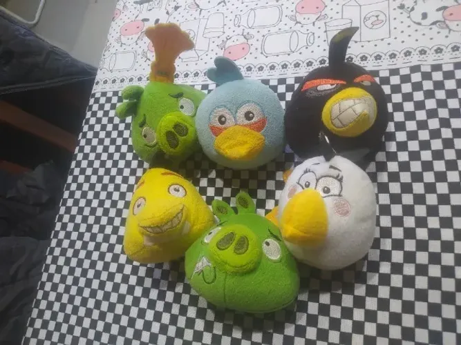 Lote 6 pelúcias angry birds 