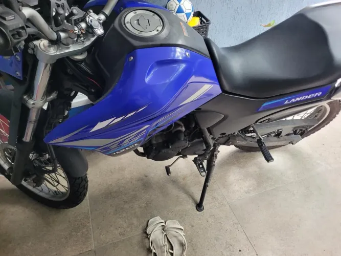Lander 250cc azul 
