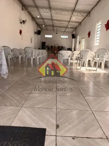Salão Comercial à Venda na Chácara Flórida em Taubaté!!