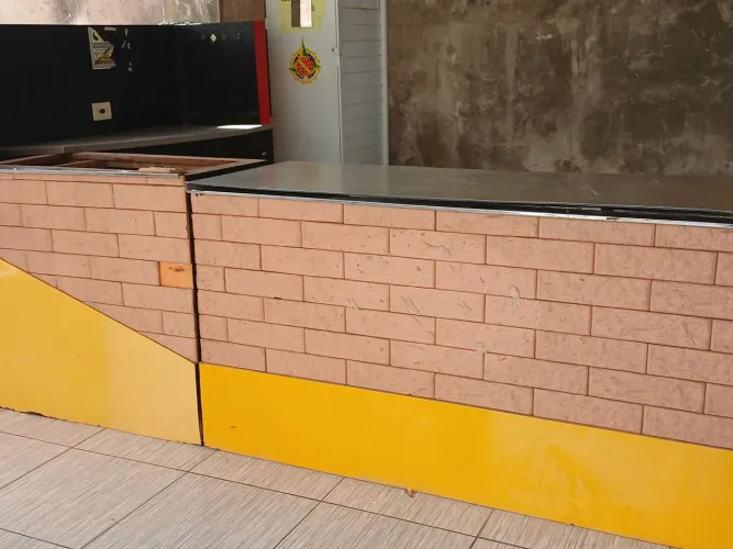 Balcão para comércio