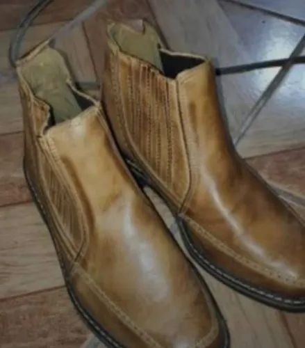 Bota em couro