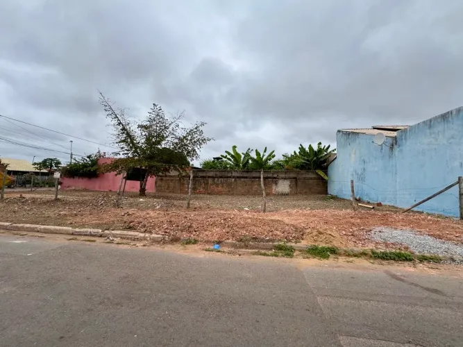 Terreno esquina parque Atalaia 360m próximo ao cemitério