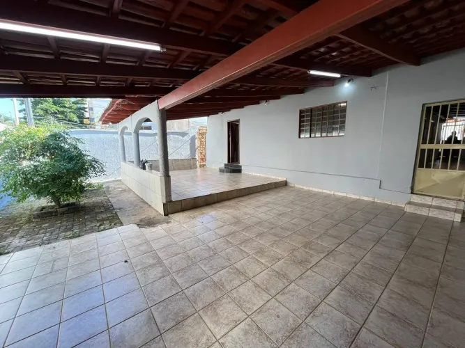 Casa para Locação 4 Quartos sendo 1 suíte, Parque Amazônia, Goiânia, GO
