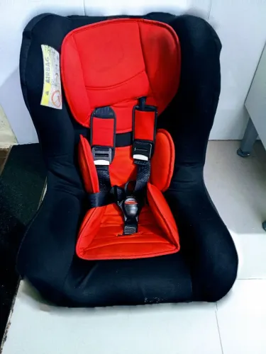 Cadeirinha para carro infantil