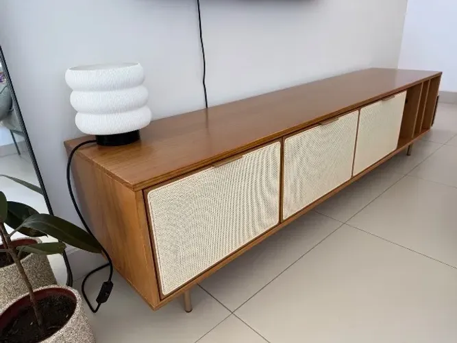 Rack para TV até 75 Polegadas 3 gavetas com palhinha madeira maciça Yescasa 180cm