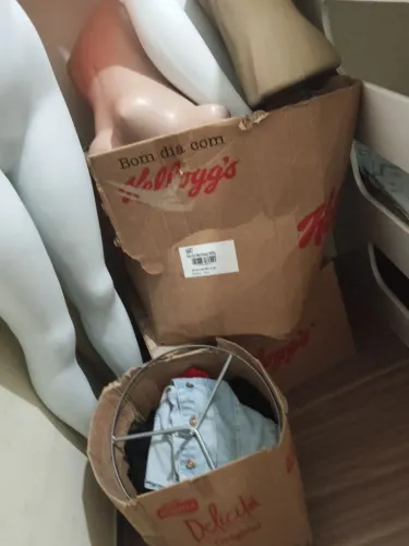 Lote de roupas variadas para brecho