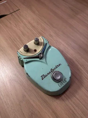 Pedal de Guitarra Danelectro Cool Cat Chorus