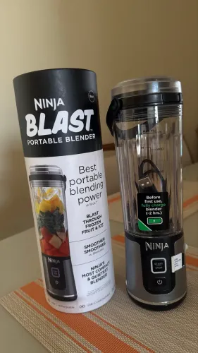 Liquidificador Portátil Ninja Blast 